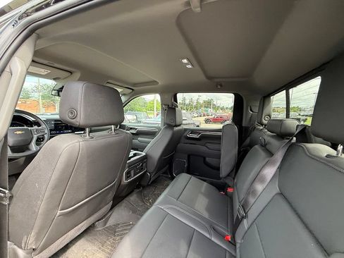 Used 2026 Chevrolet Silverado 1500 LTZ AWD/4WD image 25