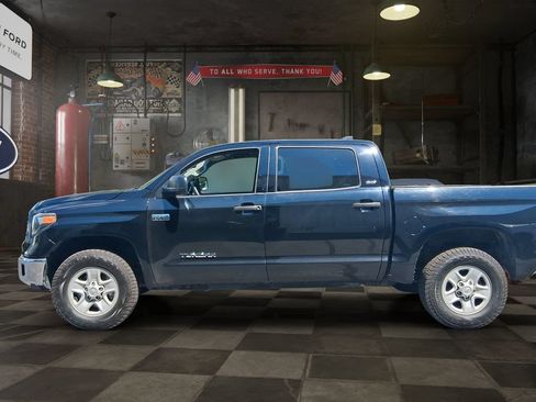 Used 2021 Toyota Tundra SR5 AWD/4WD image 3