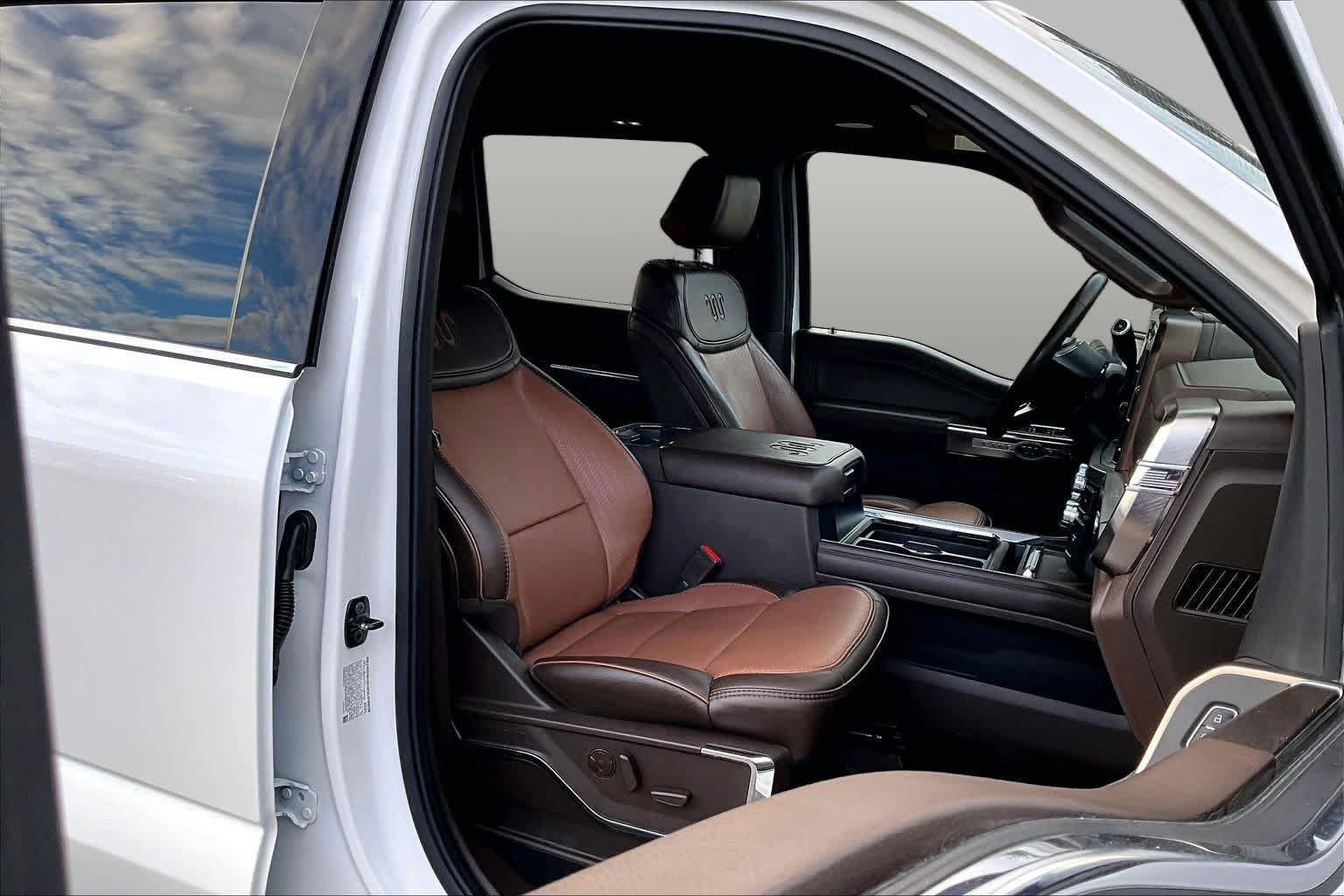 Used 2024 Ford F250 King Ranch w/ Chrome Package AWD/4WD image 12