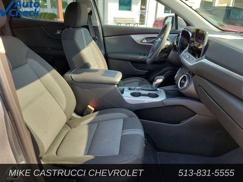 Used 2025 Chevrolet Blazer LT AWD/4WD image 22