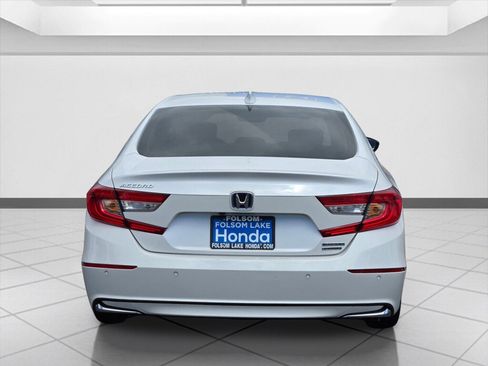 Certified 2022 Honda Accord Touring image 6