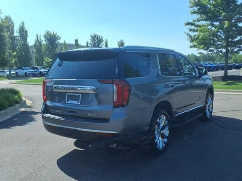 Used 2021 GMC Yukon SLT w/ SLT Luxury Plus Package AWD/4WD image 4