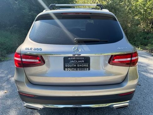 Used 2019 Mercedes-Benz GLC 300 4MATIC image 6
