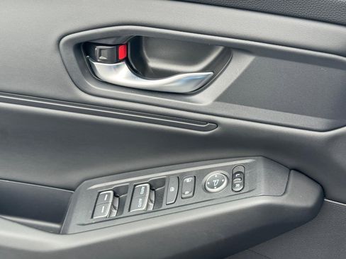 Certified 2026 Honda Accord SE image 25