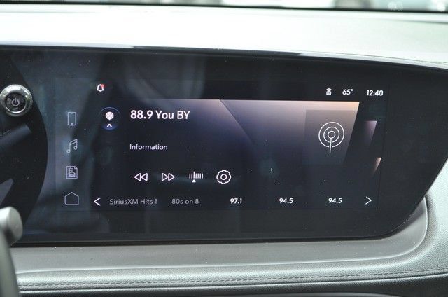 Used 2024 Buick Encore GX Sport Touring AWD/4WD image 31