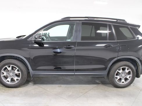 Used 2022 Honda Passport TrailSport image 6