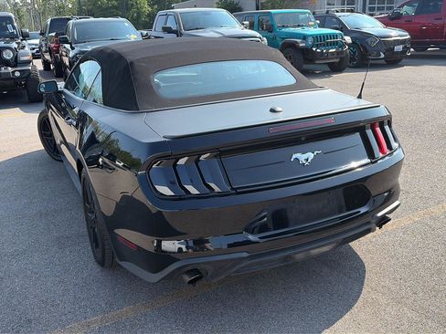 Used 2020 Ford Mustang Premium RWD image 3