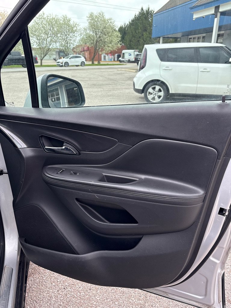 Used 2019 Buick Encore Preferred FWD image 15
