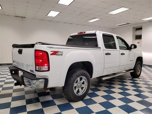 Used 2013 GMC Sierra 1500 SLE w/ Power Tech Package image 7