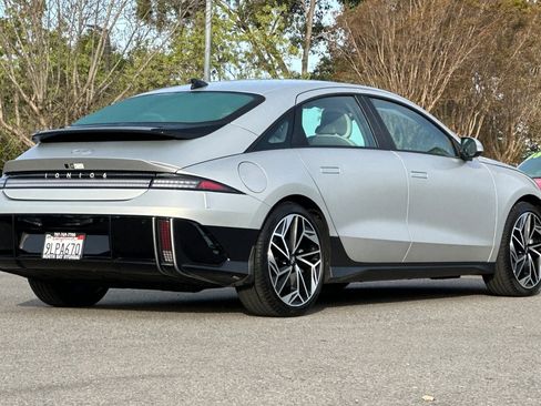 Certified 2024 Hyundai Ioniq 6 SEL RWD image 4