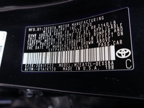 Used 2020 Toyota Corolla SE w/ SE Premium Package image 40