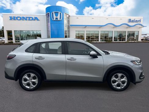 Used 2024 Honda HR-V LX image 6
