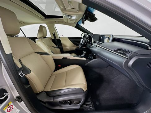 Used 2019 Lexus ES 350 image 31