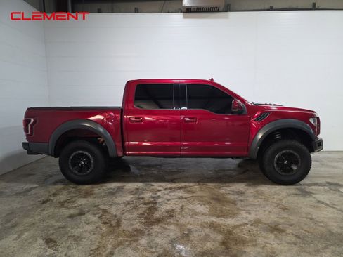 Used 2019 Ford F150 Raptor w/ Equipment Group 802A Luxury image 4