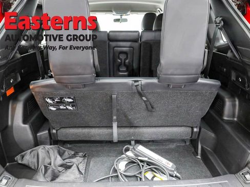 Used 2023 Mitsubishi Outlander SE image 9