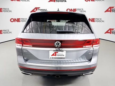 Used 2024 Volkswagen Atlas SEL AWD/4WD image 6