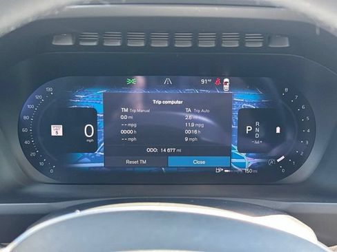 Certified 2025 Volvo XC90 B5 Core AWD/4WD image 27