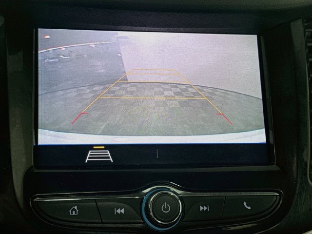 Used 2021 Chevrolet Trax LS FWD image 17