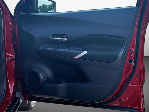Certified 2023 Nissan Kicks SV FWD image 19