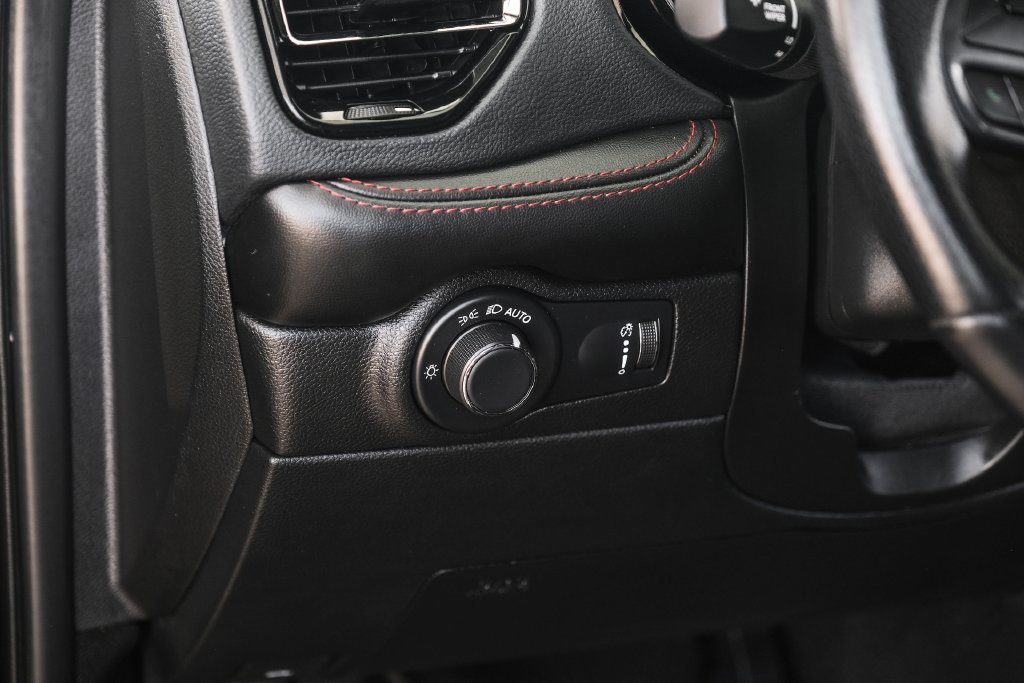 Used 2025 Dodge Durango R/T AWD/4WD image 31