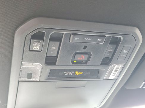 New 2026 Toyota Tundra Platinum AWD/4WD image 34