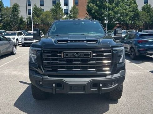 Used 2024 GMC Sierra 2500 AT4X w/ AT4X AEV Edition AWD/4WD image 2
