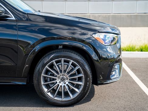 Used 2024 Mercedes-Benz GLE 450 4MATIC image 9