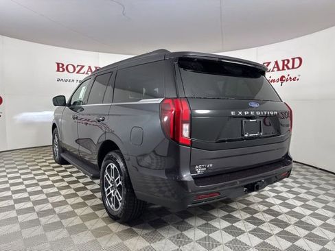 New 2025 Ford Expedition Active image 5