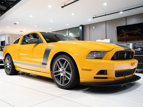 Used 2013 Ford Mustang Boss 302 image 30