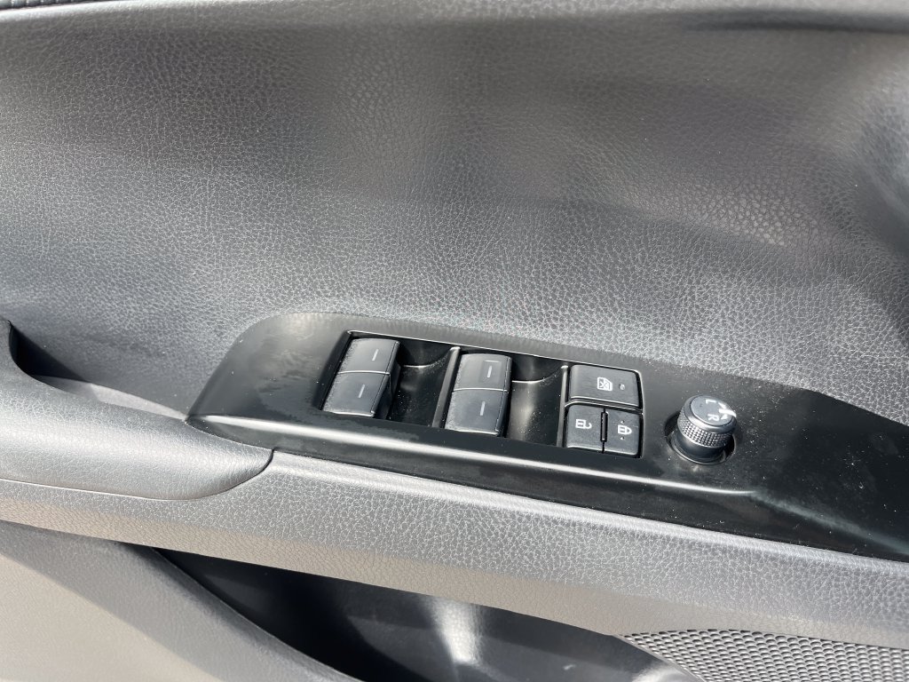 Used 2026 Toyota Camry SE FWD image 12