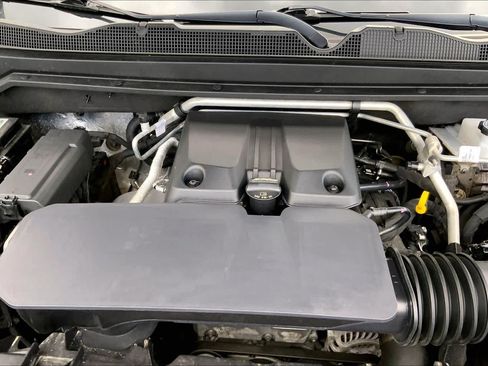 Used 2024 GMC Canyon AT4X AWD/4WD image 29