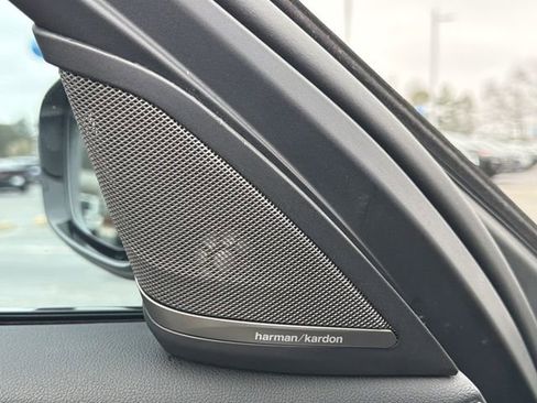 Used 2023 BMW 540i w/ M Sport Package image 19