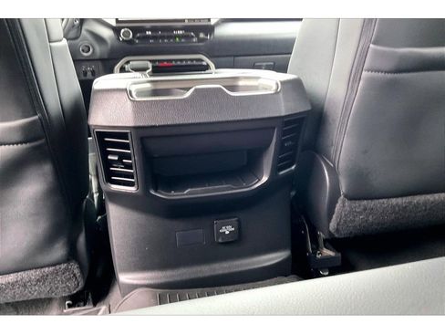 Used 2022 Toyota Tundra SR5 w/ SR5 Premium Package image 35