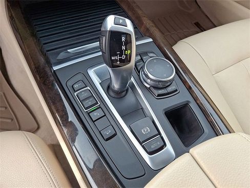 Used 2015 BMW X5 xDrive35i image 12