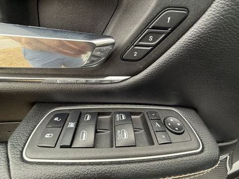 Used 2022 RAM 1500 Laramie image 28