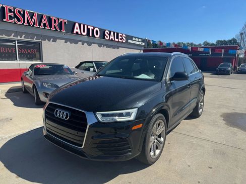 Used 2016 Audi Q3 2.0T Prestige image 2