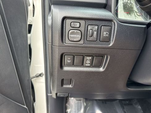 Used 2021 Toyota 4Runner SR5 Premium w/ Moonroof Package AWD/4WD image 57