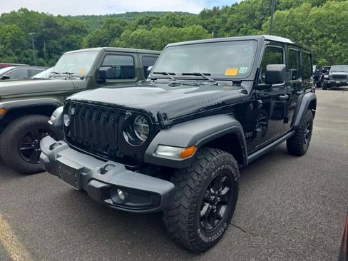 Used 2022 Jeep Wrangler Unlimited Sport AWD/4WD image 3