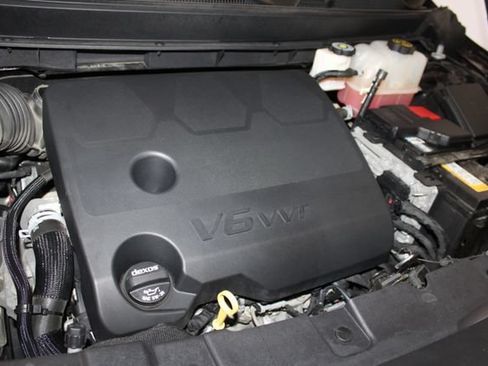 Used 2021 Buick Enclave Avenir w/ Avenir Technology Package AWD/4WD image 44