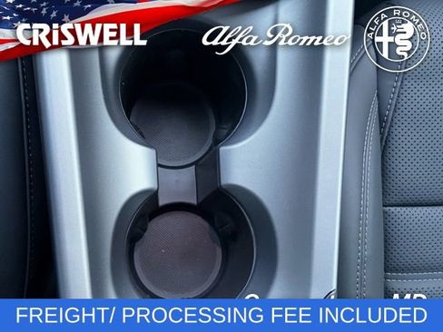 New 2026 Alfa Romeo Tonale w/ Black Premium Package image 32