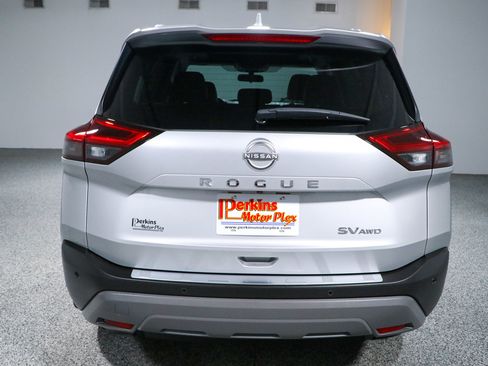 Used 2023 Nissan Rogue SV w/ SV Premium B Package AWD/4WD image 8