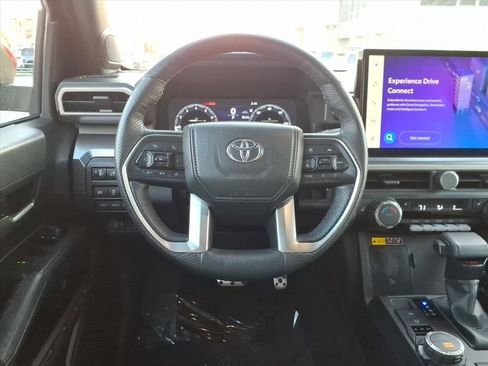 Used 2024 Toyota Tacoma TRD Sport image 11