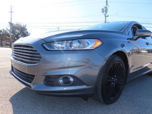 Used 2014 Ford Fusion SE w/ Equipment Group 202A image 31