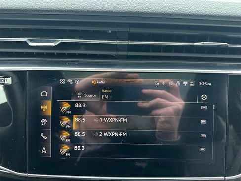 Certified 2025 Audi Q7 3.0T Premium Plus image 16