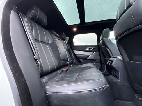 Used 2018 Land Rover Range Rover Velar R-Dynamic SE image 14