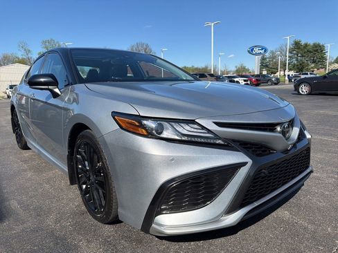 Used 2023 Toyota Camry XSE w/ Navigation Package image 7