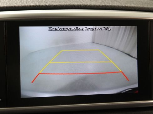 Used 2022 Kia Sportage LX image 12