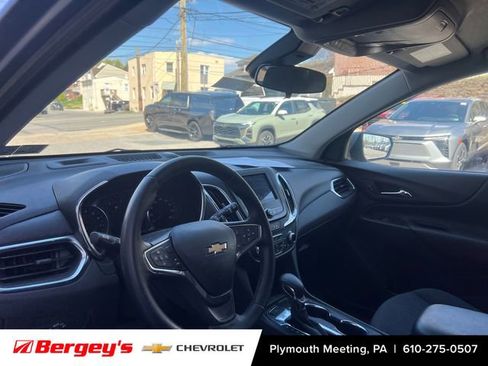 Certified 2024 Chevrolet Equinox LT w/ LPO, Floor Liner Package image 8