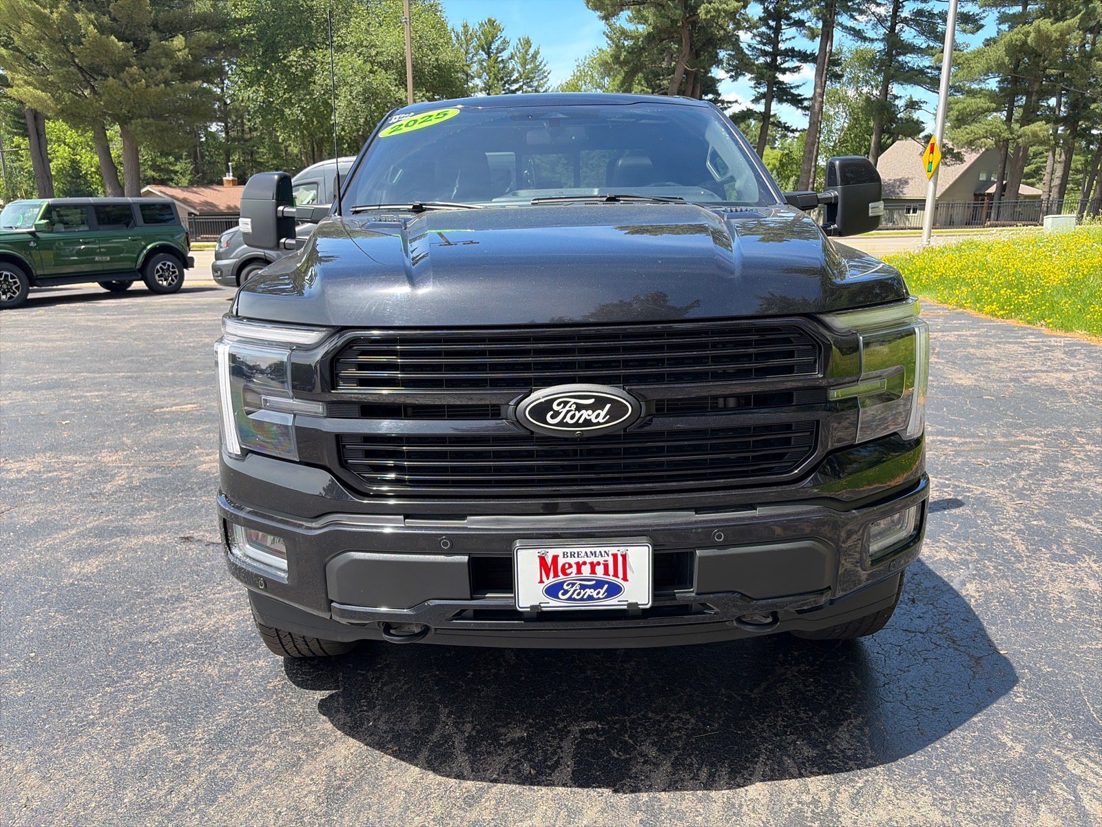 Used 2025 Ford F150 Platinum w/ FX4 Off-Road Package AWD/4WD image 2