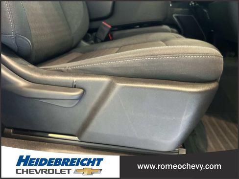 Used 2024 Chevrolet Silverado 1500 LT AWD/4WD image 34